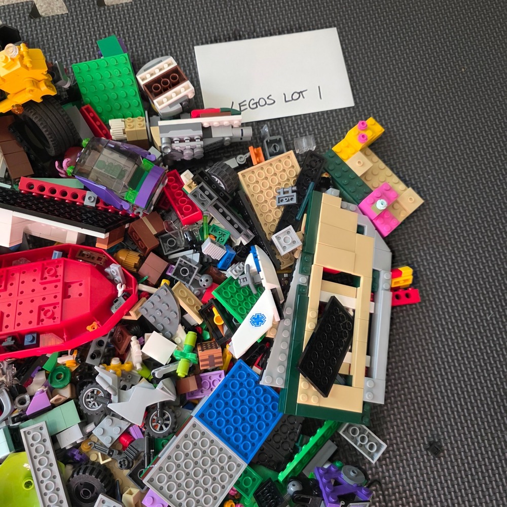 LEGO Bulk Lot 8lb Mixed Bricks Plates Specialty Pieces Minecraft Scooby Doo - Picture 9 of 12